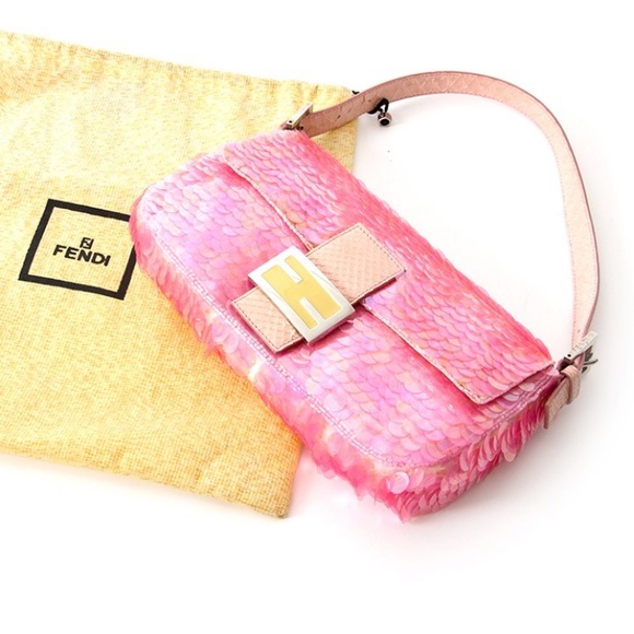 BOOKMARK MY CLOSET (BUY OR TRADE) - Picture 12 of 12